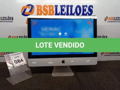 LOTE 084 - 01 IMAC APPLE. (NO ESTADO) ATENÇÃO! FAZER A VISITAÇÃO ANTES DE ARREMATAR, NÃO SABEMOS SE FUNCIONA, LEILÃO NÃO TEM GARANTIA E NEM DEVOLUÇÃO, SUJEITO A POSSÍVEIS AVARIAS VISÍVEIS/OCULTAS E/OU AUSÊNCIA DE COMPONENTES.