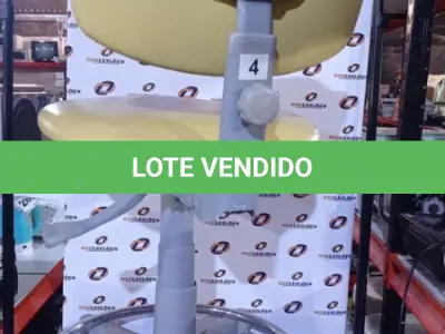 LOTE 346 - 01 CADEIRA MOCHO GIRATÓRIA. (NO ESTADO) ATENÇÃO! FAZER A VISITAÇÃO ANTES DE ARREMATAR, NÃO SABEMOS SE FUNCIONA, LEILÃO NÃO TEM GARANTIA E NEM DEVOLUÇÃO, SUJEITO A POSSÍVEIS AVARIAS VISÍVEIS/OCULTAS E/OU AUSÊNCIA DE COMPONENTES.