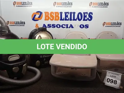 LOTE 098 - 02 ASPIRADORES DE PÓ E 02 CADEIRINHAS DE REFEIÇÃO PARA CRIANÇA. (NO ESTADO) ATENÇÃO! FAZER A VISITAÇÃO ANTES DE ARREMATAR, NÃO SABEMOS SE FUNCIONA, LEILÃO NÃO TEM GARANTIA E NEM DEVOLUÇÃO, SUJEITO A POSSÍVEIS AVARIAS VISÍVEIS/OCULTAS E/OU AUSÊNCIA DE COMPONENTES.