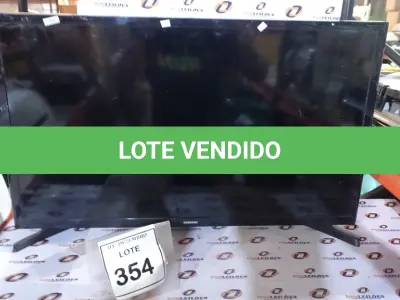 LOTE 354 - 02 TVS LCD 32’’ MARCAS SEMP E SAMSUNG. (NO ESTADO) ATENÇÃO! FAZER A VISITAÇÃO ANTES DE ARREMATAR, NÃO SABEMOS SE FUNCIONA, LEILÃO NÃO TEM GARANTIA E NEM DEVOLUÇÃO, SUJEITO A POSSÍVEIS AVARIAS VISÍVEIS/OCULTAS E/OU AUSÊNCIA DE COMPONENTES.