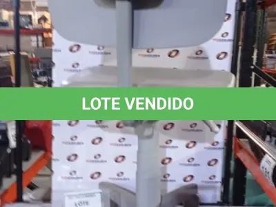 LOTE 357 - 01 CADEIRA MOCHO GIRATÓRIA. (NO ESTADO) ATENÇÃO! FAZER A VISITAÇÃO ANTES DE ARREMATAR, NÃO SABEMOS SE FUNCIONA, LEILÃO NÃO TEM GARANTIA E NEM DEVOLUÇÃO, SUJEITO A POSSÍVEIS AVARIAS VISÍVEIS/OCULTAS E/OU AUSÊNCIA DE COMPONENTES.