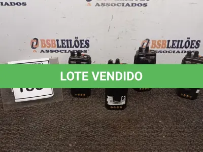 LOTE 185 - 04 RÁDIOS COMUNICADORES MARCA WMAR. (NO ESTADO) ATENÇÃO! FAZER A VISITAÇÃO ANTES DE ARREMATAR, NÃO SABEMOS SE FUNCIONA, LEILÃO NÃO TEM GARANTIA E NEM DEVOLUÇÃO, SUJEITO A POSSÍVEIS AVARIAS VISÍVEIS/OCULTAS E/OU AUSÊNCIA DE COMPONENTES.