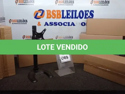 LOTE 089 - 01 CAIXA COM 06 SUPORTES PARA MONITORES MARCA DATEN. (NO ESTADO) ATENÇÃO! FAZER A VISITAÇÃO ANTES DE ARREMATAR, NÃO SABEMOS SE FUNCIONA, LEILÃO NÃO TEM GARANTIA E NEM DEVOLUÇÃO, SUJEITO A POSSÍVEIS AVARIAS VISÍVEIS/OCULTAS E/OU AUSÊNCIA DE COMPONENTES.