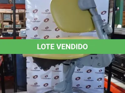 LOTE 379 - 01 CADEIRA MOCHO GIRATÓRIA. (NO ESTADO) ATENÇÃO! FAZER A VISITAÇÃO ANTES DE ARREMATAR, NÃO SABEMOS SE FUNCIONA, LEILÃO NÃO TEM GARANTIA E NEM DEVOLUÇÃO, SUJEITO A POSSÍVEIS AVARIAS VISÍVEIS/OCULTAS E/OU AUSÊNCIA DE COMPONENTES.