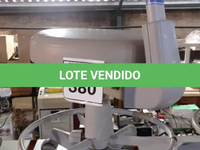 LOTE 380 - 01 CADEIRA MOCHO GIRATÓRIA. (NO ESTADO) ATENÇÃO! FAZER A VISITAÇÃO ANTES DE ARREMATAR, NÃO SABEMOS SE FUNCIONA, LEILÃO NÃO TEM GARANTIA E NEM DEVOLUÇÃO, SUJEITO A POSSÍVEIS AVARIAS VISÍVEIS/OCULTAS E/OU AUSÊNCIA DE COMPONENTES.