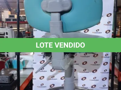 LOTE 348 - 01 CADEIRA MOCHO GIRATÓRIA. (NO ESTADO) ATENÇÃO! FAZER A VISITAÇÃO ANTES DE ARREMATAR, NÃO SABEMOS SE FUNCIONA, LEILÃO NÃO TEM GARANTIA E NEM DEVOLUÇÃO, SUJEITO A POSSÍVEIS AVARIAS VISÍVEIS/OCULTAS E/OU AUSÊNCIA DE COMPONENTES.