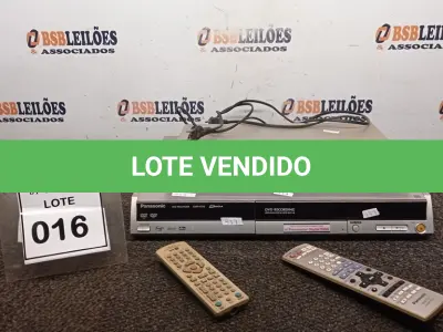 LOTE 016 - 01 GRAVADOR DE DVD COM CONTROLE MARCA PANASONIC E 01 DVD PLAYER MARCA LG COM CONTROLE. (NO ESTADO) ATENÇÃO! FAZER A VISITAÇÃO ANTES DE ARREMATAR, NÃO SABEMOS SE FUNCIONA, LEILÃO NÃO TEM GARANTIA E NEM DEVOLUÇÃO, SUJEITO A POSSÍVEIS AVARIAS VISÍVEIS/OCULTAS E/OU AUSÊNCIA DE COMPONENTES.