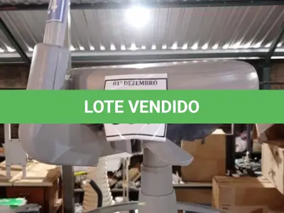 LOTE 361 - 01 CADEIRA MOCHO GIRATÓRIA. (NO ESTADO) ATENÇÃO! FAZER A VISITAÇÃO ANTES DE ARREMATAR, NÃO SABEMOS SE FUNCIONA, LEILÃO NÃO TEM GARANTIA E NEM DEVOLUÇÃO, SUJEITO A POSSÍVEIS AVARIAS VISÍVEIS/OCULTAS E/OU AUSÊNCIA DE COMPONENTES.