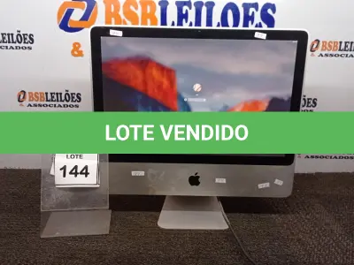 LOTE 144 - 01 IMAC APPLE. (NO ESTADO) ATENÇÃO! FAZER A VISITAÇÃO ANTES DE ARREMATAR, NÃO SABEMOS SE FUNCIONA, LEILÃO NÃO TEM GARANTIA E NEM DEVOLUÇÃO, SUJEITO A POSSÍVEIS AVARIAS VISÍVEIS/OCULTAS E/OU AUSÊNCIA DE COMPONENTES.