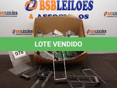 LOTE 078 - 01 LOTE COM VÁRIOS HDS E SUPORTE DE HD PRA SERVIDOR E VÁRIAS TOMADAS DE EMBUTIR MODELOS DIVERSOS. (NO ESTADO) ATENÇÃO! FAZER A VISITAÇÃO ANTES DE ARREMATAR, NÃO SABEMOS SE FUNCIONA, LEILÃO NÃO TEM GARANTIA E NEM DEVOLUÇÃO, SUJEITO A POSSÍVEIS AVARIAS VISÍVEIS/OCULTAS E/OU AUSÊNCIA DE COMPONENTES.