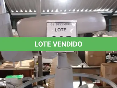 LOTE 365 - 01 CADEIRA MOCHO GIRATÓRIA. (NO ESTADO) ATENÇÃO! FAZER A VISITAÇÃO ANTES DE ARREMATAR, NÃO SABEMOS SE FUNCIONA, LEILÃO NÃO TEM GARANTIA E NEM DEVOLUÇÃO, SUJEITO A POSSÍVEIS AVARIAS VISÍVEIS/OCULTAS E/OU AUSÊNCIA DE COMPONENTES.