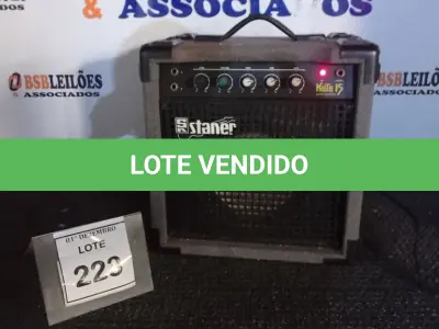 LOTE 223 - 01 AMPLIFICADOR DE GUITARRA MARCA STANER MODELO KUTE 15. (NO ESTADO) ATENÇÃO! FAZER A VISITAÇÃO ANTES DE ARREMATAR, NÃO SABEMOS SE FUNCIONA, LEILÃO NÃO TEM GARANTIA E NEM DEVOLUÇÃO, SUJEITO A POSSÍVEIS AVARIAS VISÍVEIS/OCULTAS E/OU AUSÊNCIA DE COMPONENTES.