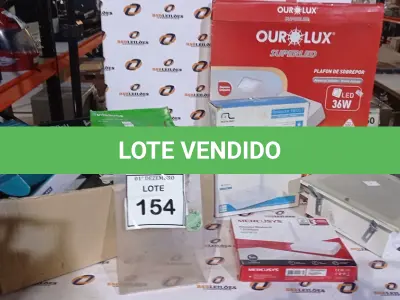LOTE 154 - 01 LOTE COM VÁRIOS ROTEADORES, LUMINÁRIAS E CAIXINHAS DE SOM PARA PC. (NO ESTADO) ATENÇÃO! FAZER A VISITAÇÃO ANTES DE ARREMATAR, NÃO SABEMOS SE FUNCIONA, LEILÃO NÃO TEM GARANTIA E NEM DEVOLUÇÃO, SUJEITO A POSSÍVEIS AVARIAS VISÍVEIS/OCULTAS E/OU AUSÊNCIA DE COMPONENTES.