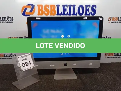 LOTE 084 - 01 IMAC APPLE. (NO ESTADO) ATENÇÃO! FAZER A VISITAÇÃO ANTES DE ARREMATAR, NÃO SABEMOS SE FUNCIONA, LEILÃO NÃO TEM GARANTIA E NEM DEVOLUÇÃO, SUJEITO A POSSÍVEIS AVARIAS VISÍVEIS/OCULTAS E/OU AUSÊNCIA DE COMPONENTES.
