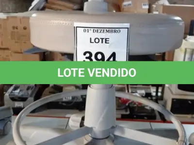 LOTE 394 - 01 CADEIRA MOCHO GIRATÓRIA. (NO ESTADO) ATENÇÃO! FAZER A VISITAÇÃO ANTES DE ARREMATAR, NÃO SABEMOS SE FUNCIONA, LEILÃO NÃO TEM GARANTIA E NEM DEVOLUÇÃO, SUJEITO A POSSÍVEIS AVARIAS VISÍVEIS/OCULTAS E/OU AUSÊNCIA DE COMPONENTES.