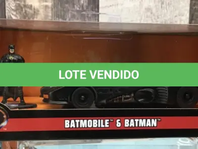LOTE 069 - 01 JADA BATMAN BATMÓVEL CONJUNTO DE  COM BONECO DO BATIMAN E  CARRO FUNDIDOS. (NO ESTADO) ATENÇÃO! FAZER A VISITAÇÃO ANTES DE ARREMATAR, NÃO SABEMOS SE FUNCIONA, LEILÃO NÃO TEM GARANTIA E NEM DEVOLUÇÃO, SUJEITO A POSSÍVEIS AVARIAS VISÍVEIS/OCULTAS E/OU AUSÊNCIA DE COMPONENTES.