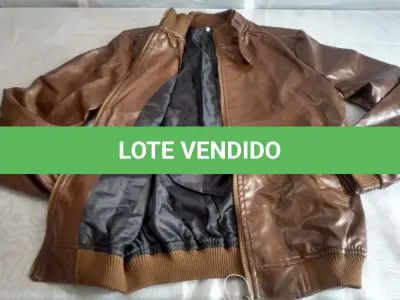 LOTE 043 - 01 JAQUETA MARROM  FORRADA TAM.M. (NO ESTADO) ATENÇÃO! FAZER A VISITAÇÃO ANTES DE ARREMATAR, NÃO SABEMOS SE FUNCIONA, LEILÃO NÃO TEM GARANTIA E NEM DEVOLUÇÃO, SUJEITO A POSSÍVEIS AVARIAS VISÍVEIS/OCULTAS E/OU AUSÊNCIA DE COMPONENTES.