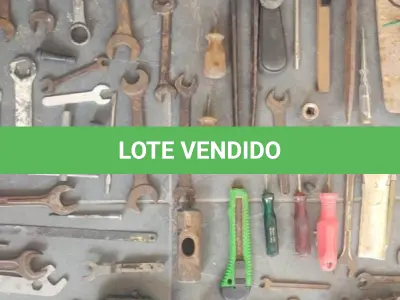 LOTE 384 - 01 LOTE FERRAMENTAS ANTIGAS GUARDADA A ANOS. (NO ESTADO) ATENÇÃO! FAZER A VISITAÇÃO ANTES DE ARREMATAR, NÃO SABEMOS SE FUNCIONA, LEILÃO NÃO TEM GARANTIA E NEM DEVOLUÇÃO, SUJEITO A POSSÍVEIS AVARIAS VISÍVEIS/OCULTAS E/OU AUSÊNCIA DE COMPONENTES.