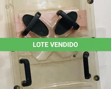 LOTE 113 - 01 ANTIGO ESCUDO DA MARINHA ITEM UTILIZADO NAS MANIFESTAÇÕES, DE. 1,10 X 0,56 CM. (NO ESTADO) ATENÇÃO! FAZER A VISITAÇÃO ANTES DE ARREMATAR, NÃO SABEMOS SE FUNCIONA, LEILÃO NÃO TEM GARANTIA E NEM DEVOLUÇÃO, SUJEITO A POSSÍVEIS AVARIAS VISÍVEIS/OCULTAS E/OU AUSÊNCIA DE COMPONENTES.