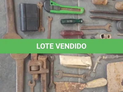 LOTE 384 - 01 LOTE FERRAMENTAS ANTIGAS GUARDADA A ANOS. (NO ESTADO) ATENÇÃO! FAZER A VISITAÇÃO ANTES DE ARREMATAR, NÃO SABEMOS SE FUNCIONA, LEILÃO NÃO TEM GARANTIA E NEM DEVOLUÇÃO, SUJEITO A POSSÍVEIS AVARIAS VISÍVEIS/OCULTAS E/OU AUSÊNCIA DE COMPONENTES.