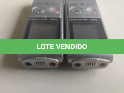 LOTE 481 - 01 LOTE CONTENDO 02 GRAVADORES DE AUDIO SONY. (NO ESTADO) ATENÇÃO! FAZER A VISITAÇÃO ANTES DE ARREMATAR, NÃO SABEMOS SE FUNCIONA, LEILÃO NÃO TEM GARANTIA E NEM DEVOLUÇÃO, SUJEITO A POSSÍVEIS AVARIAS VISÍVEIS/OCULTAS E/OU AUSÊNCIA DE COMPONENTES.