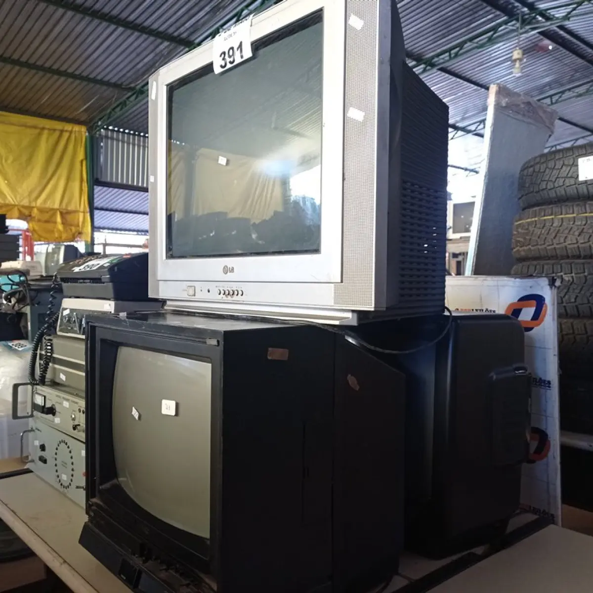 LOTE 391