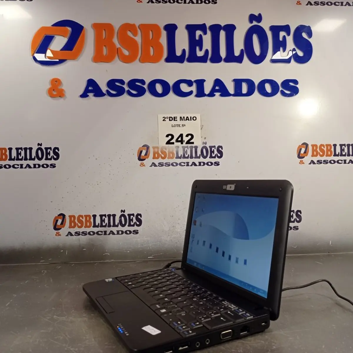 LOTE 242