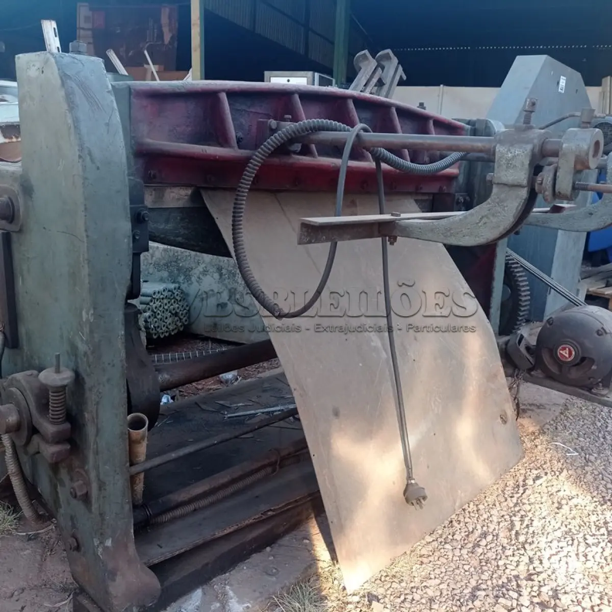 LOTE 649