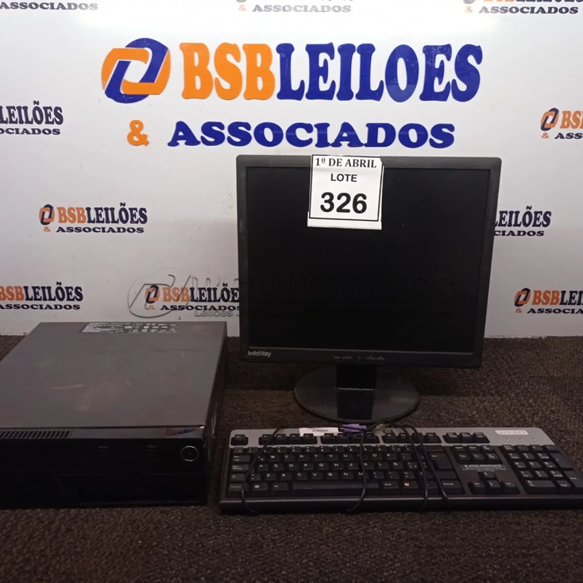 LOTE 326 - 01 CPU LENOVO, 01 MONITOR E 01 TECLADO. (NO ESTADO) ATENÇÃO! FAZER A VISITAÇÃO ANTES DE ARREMATAR, NÃO SABEMOS SE FUNCIONA. LEILÃO NÃO TEM GARANTIA E NEM DEVOLUÇÃO, SUJEITO A POSSÍVEIS AVARIAS VISÍVEIS/OCULTAS E/OU AUSÊNCIA DE COMPONENTES.