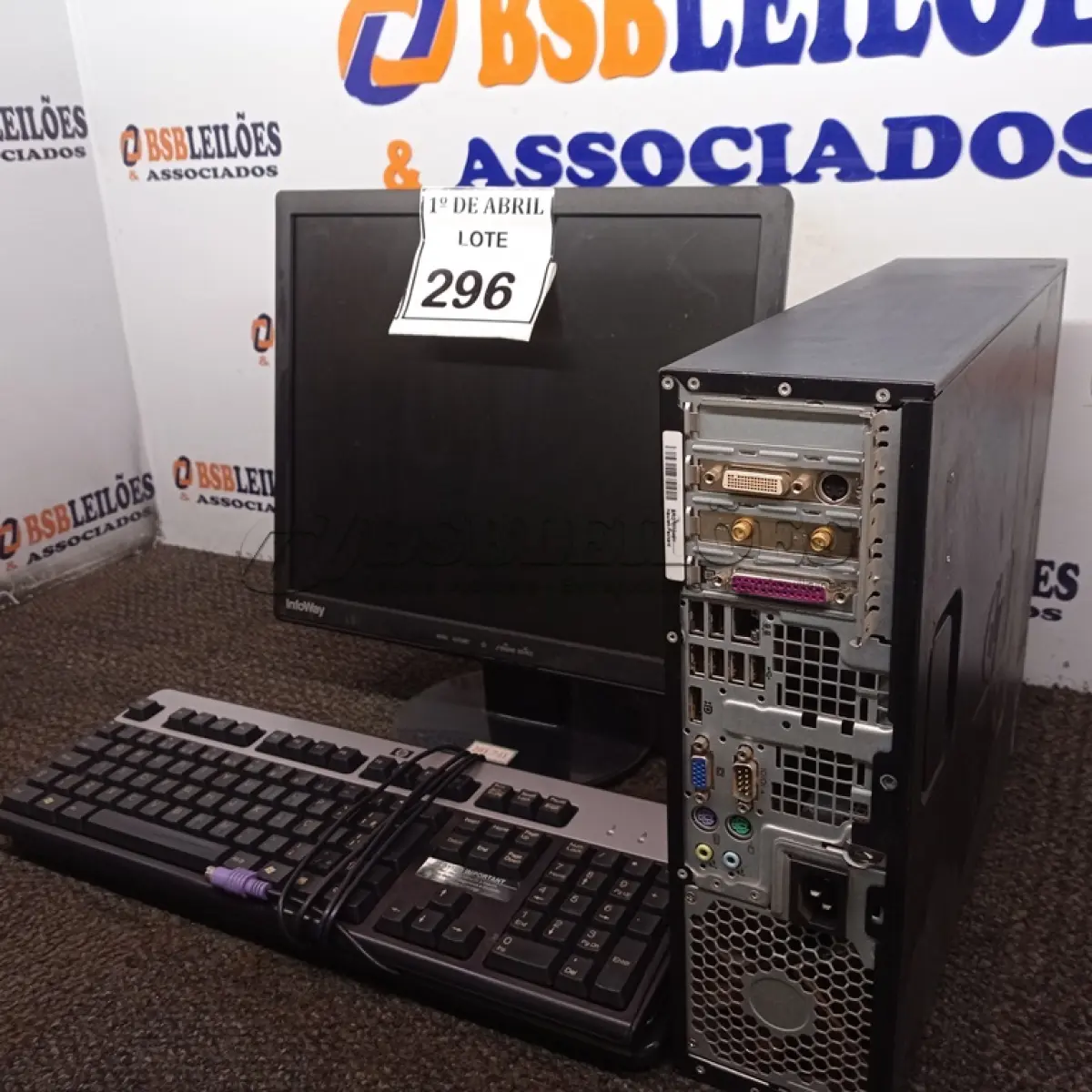 LOTE 296 - 01 CPU HP, 01 MONITOR E 01 TECLADO. (NO ESTADO) ATENÇÃO! FAZER A VISITAÇÃO ANTES DE ARREMATAR, NÃO SABEMOS SE FUNCIONA. LEILÃO NÃO TEM GARANTIA E NEM DEVOLUÇÃO, SUJEITO A POSSÍVEIS AVARIAS VISÍVEIS/OCULTAS E/OU AUSÊNCIA DE COMPONENTES.