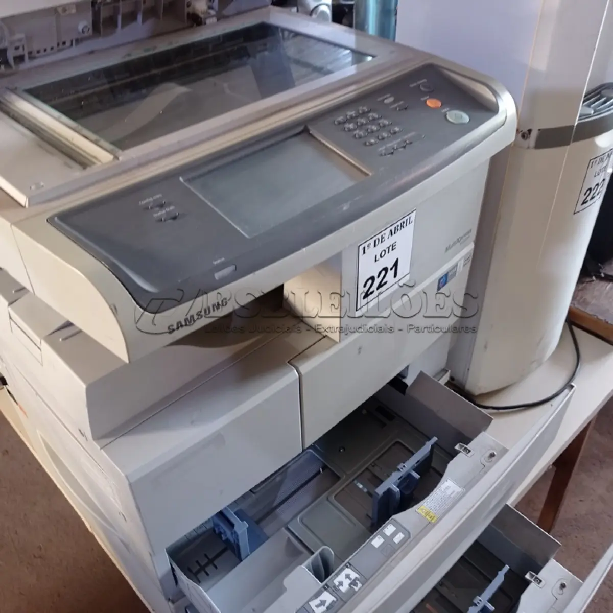 LOTE 221 - 01 IMPRESSORA SAMSUNG MULTIXPRESS 6555NX. (NO ESTADO) ATENÇÃO! FAZER A VISITAÇÃO ANTES DE ARREMATAR, NÃO SABEMOS SE FUNCIONA. LEILÃO NÃO TEM GARANTIA E NEM DEVOLUÇÃO, SUJEITO A POSSÍVEIS AVARIAS VISÍVEIS/OCULTAS E/OU AUSÊNCIA DE COMPONENTES.