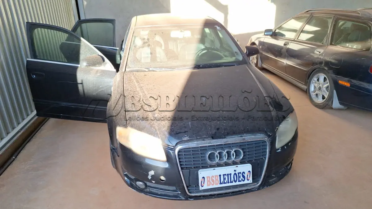 LOTE 506 - AUDI A4 1.8 TURBO, 2006/2007. TETO SOLAR, MULTITRONIC, TODAS ARO 18, COMPLETO. HOMOCINÉTICA ESQUERDA E TRIZETA QUEBRADA. (NO ESTADO)