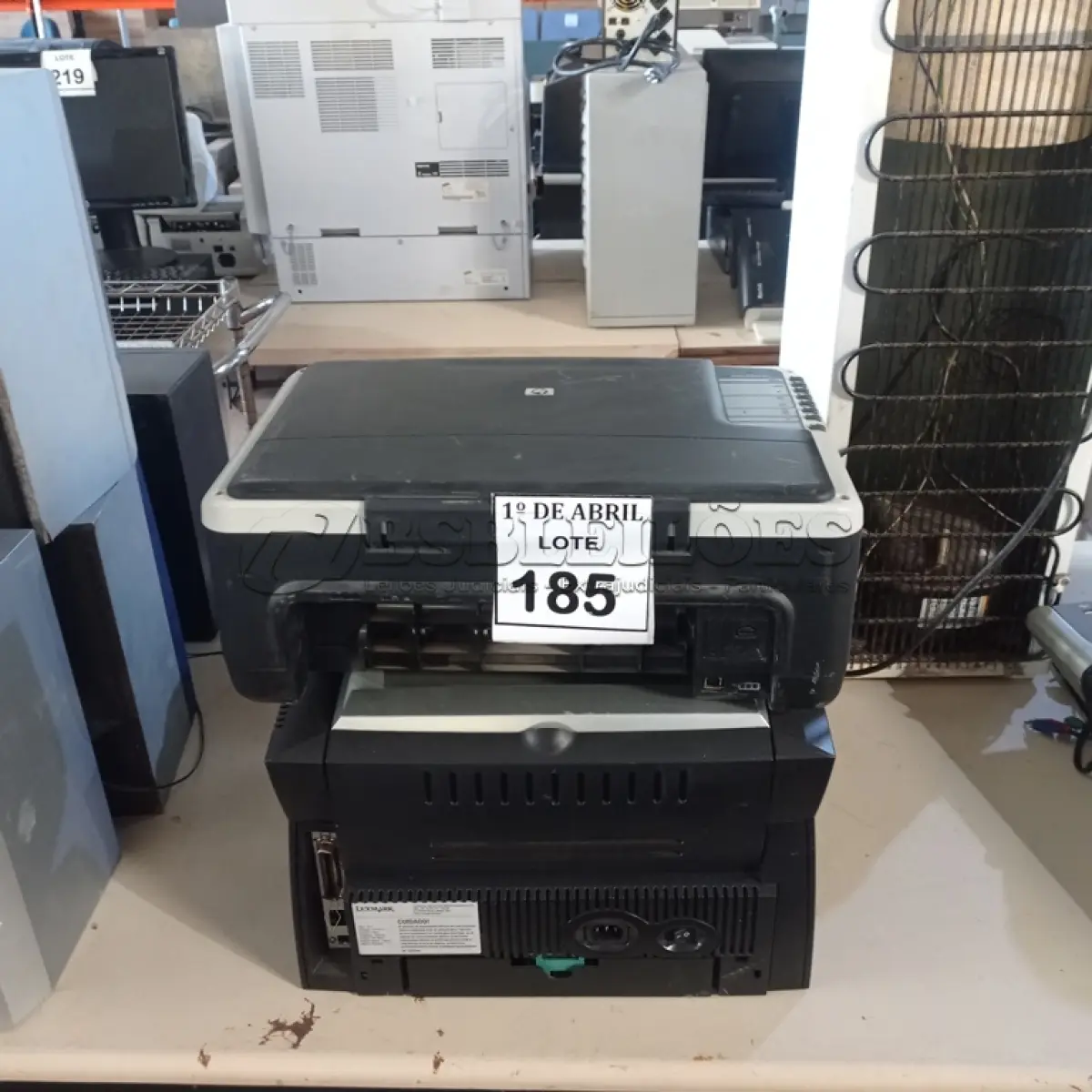 LOTE 185 - 01 IMPRESSORA EPSON TX410 E 02 IMPRESSORAS HP. (NO ESTADO) ATENÇÃO! FAZER A VISITAÇÃO ANTES DE ARREMATAR, NÃO SABEMOS SE FUNCIONA. LEILÃO NÃO TEM GARANTIA E NEM DEVOLUÇÃO, SUJEITO A POSSÍVEIS AVARIAS VISÍVEIS/OCULTAS E/OU AUSÊNCIA DE COMPONENTES.