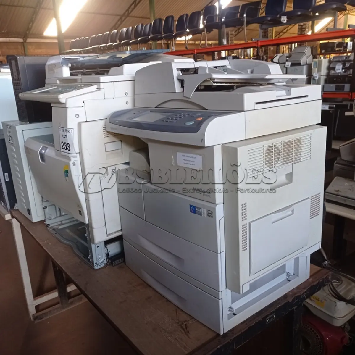 LOTE 233 - 01 IMPRESSORA RICOH MP C2051 E 01 IMPRESSORA SAMSUNG 6555NX. (NO ESTADO) ATENÇÃO! FAZER A VISITAÇÃO ANTES DE ARREMATAR, NÃO SABEMOS SE FUNCIONA. LEILÃO NÃO TEM GARANTIA E NEM DEVOLUÇÃO, SUJEITO A POSSÍVEIS AVARIAS VISÍVEIS/OCULTAS E/OU AUSÊNCIA DE COMPONENTES.
