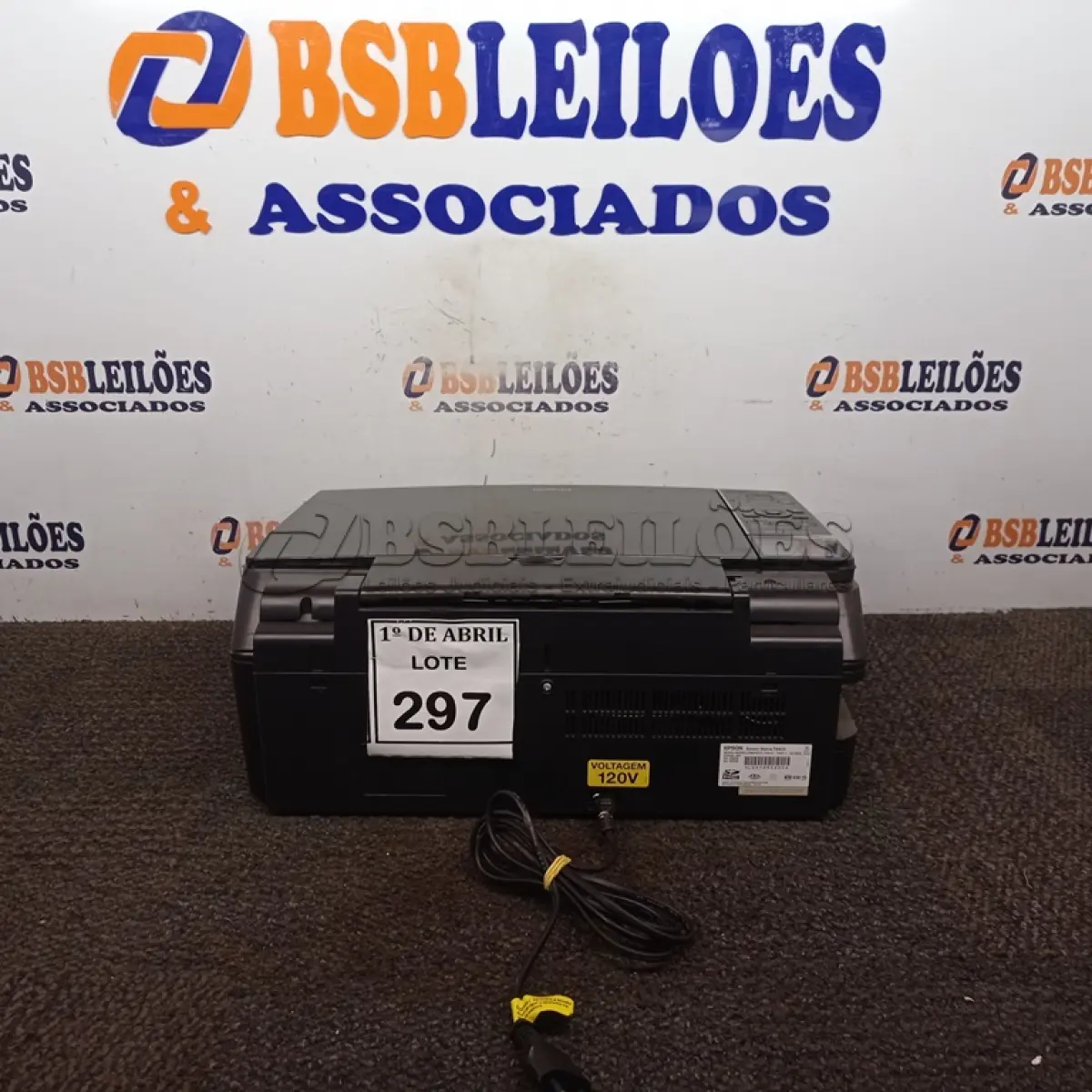 LOTE 297 - 01 IMPRESSORA EPSON TX410. (NO ESTADO) ATENÇÃO! FAZER A VISITAÇÃO ANTES DE ARREMATAR, NÃO SABEMOS SE FUNCIONA. LEILÃO NÃO TEM GARANTIA E NEM DEVOLUÇÃO, SUJEITO A POSSÍVEIS AVARIAS VISÍVEIS/OCULTAS E/OU AUSÊNCIA DE COMPONENTES.