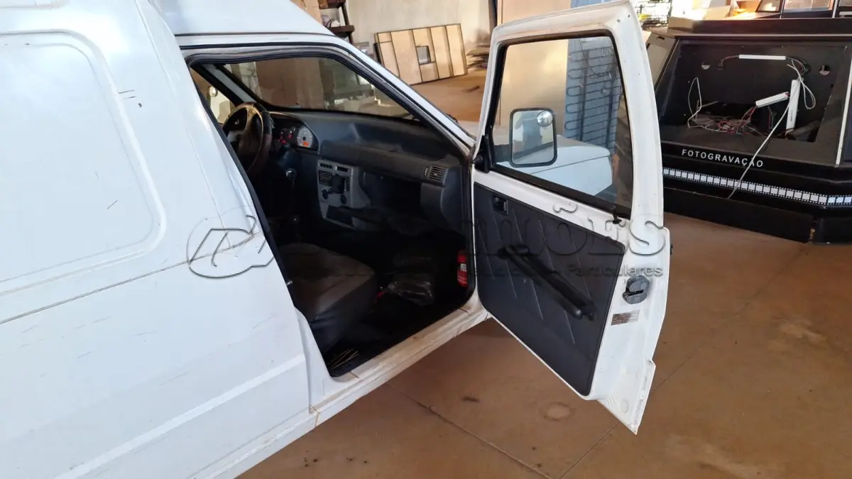 LOTE 505 - 01 FIAT FIORINO FORGÃO FLEX, ANO 2010/2011, NA COR BRANCA (NO ESTADO)