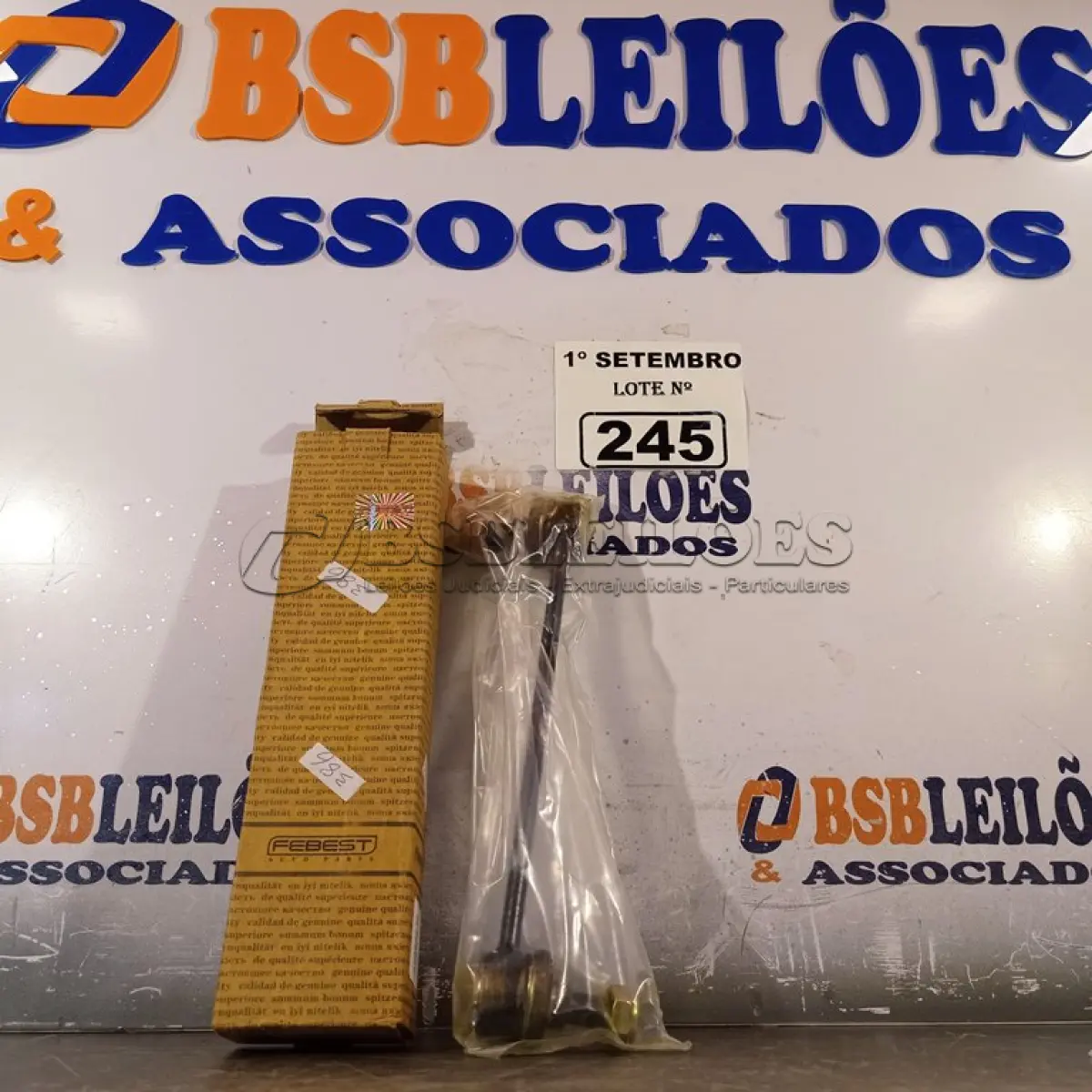 LOTE 245 - 01 BIELETA DO KIA SOUL. (NO ESTADO) ATENÇÃO! FAZER A VISITAÇÃO ANTES DE ARREMATAR, NÃO SABEMOS SE FUNCIONA. LEILÃO NÃO TEM GARANTIA E NEM DEVOLUÇÃO, SUJEITO A POSSÍVEIS AVARIAS VISÍVEIS/OCULTAS E/OU AUSÊNCIA DE COMPONENTES.