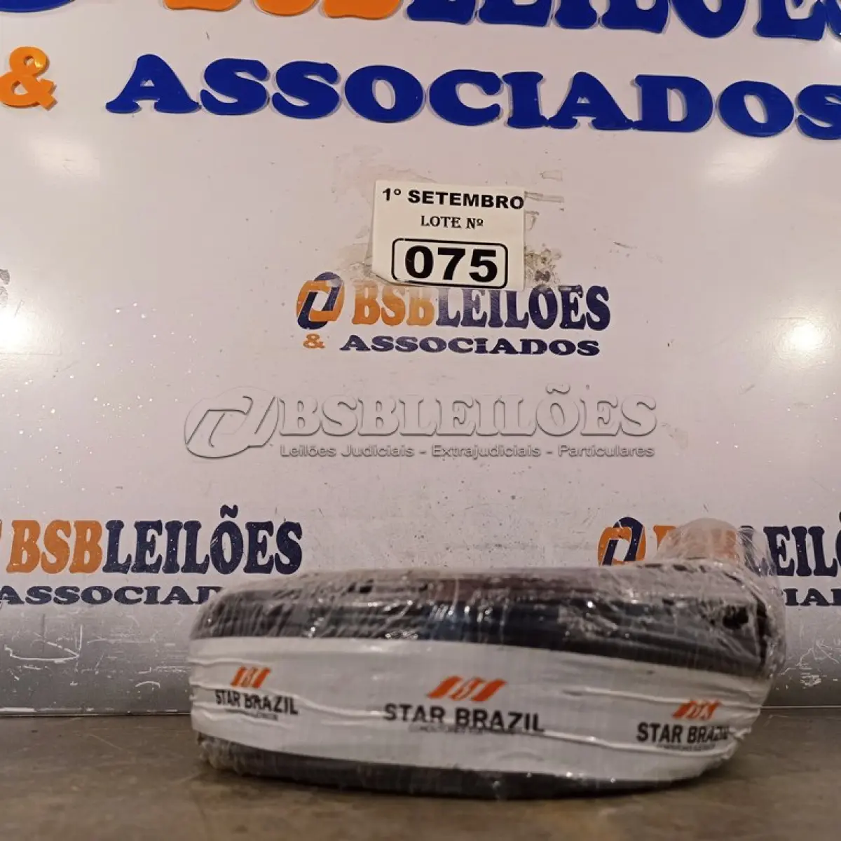 LOTE 075 - 01 ROLO DE CABO FLEXÍVEL 100M 2,5MM NA COR PRETA. (NO ESTADO) ATENÇÃO! FAZER A VISITAÇÃO ANTES DE ARREMATAR, NÃO SABEMOS SE FUNCIONA. LEILÃO NÃO TEM GARANTIA E NEM DEVOLUÇÃO, SUJEITO A POSSÍVEIS AVARIAS VISÍVEIS/OCULTAS E/OU AUSÊNCIA DE COMPONENTES.