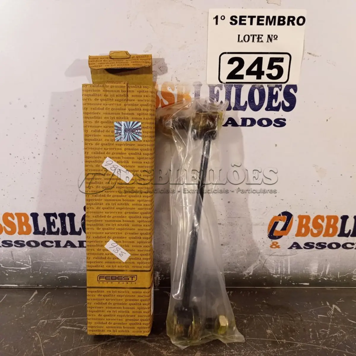 LOTE 245 - 01 BIELETA DO KIA SOUL. (NO ESTADO) ATENÇÃO! FAZER A VISITAÇÃO ANTES DE ARREMATAR, NÃO SABEMOS SE FUNCIONA. LEILÃO NÃO TEM GARANTIA E NEM DEVOLUÇÃO, SUJEITO A POSSÍVEIS AVARIAS VISÍVEIS/OCULTAS E/OU AUSÊNCIA DE COMPONENTES.