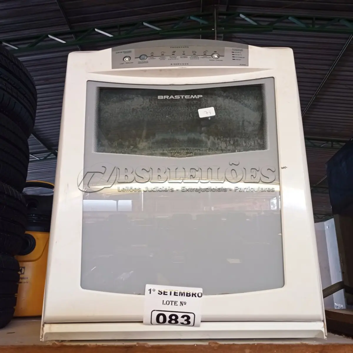 LOTE 083 - 01 LAVA LOUÇAS MARCA BRASTEMP. (NO ESTADO) ATENÇÃO! FAZER A VISITAÇÃO ANTES DE ARREMATAR, NÃO SABEMOS SE FUNCIONA. LEILÃO NÃO TEM GARANTIA E NEM DEVOLUÇÃO, SUJEITO A POSSÍVEIS AVARIAS VISÍVEIS/OCULTAS E/OU AUSÊNCIA DE COMPONENTES.