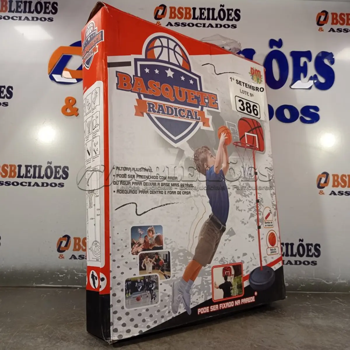 LOTE 386 - 01 CESTA DE BASQUETE DE BRINQUEDO. (NO ESTADO) ATENÇÃO! FAZER A VISITAÇÃO ANTES DE ARREMATAR, NÃO SABEMOS SE FUNCIONA. LEILÃO NÃO TEM GARANTIA E NEM DEVOLUÇÃO, SUJEITO A POSSÍVEIS AVARIAS VISÍVEIS/OCULTAS E/OU AUSÊNCIA DE COMPONENTES.