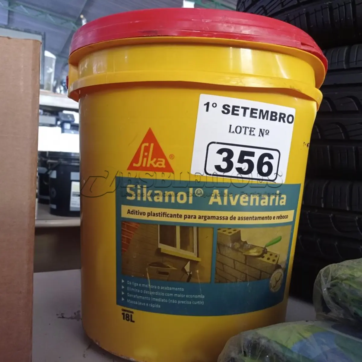 LOTE 356 - 01 BALDE DE SIKANOL ALVENARIA 18L, ADITIVO PLASTIFICANTE PARA ARGAMASSA DE ASSENTAMENTO E REBOCO. (NO ESTADO) ATENÇÃO! FAZER A VISITAÇÃO ANTES DE ARREMATAR, NÃO SABEMOS SE FUNCIONA. LEILÃO NÃO TEM GARANTIA E NEM DEVOLUÇÃO, SUJEITO A POSSÍVEIS AVARIAS VISÍVEIS/OCULTAS E/OU AUSÊNCIA DE COMPONENTES.