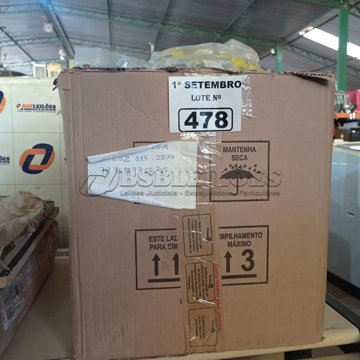 LOTE 478 - 01 LOTE COM VÁRIOS ESPAÇADORES PARA PISOS MARCAS E MODELOS DIVERSOS. (NO ESTADO) ATENÇÃO! FAZER A VISITAÇÃO ANTES DE ARREMATAR, NÃO SABEMOS SE FUNCIONA. LEILÃO NÃO TEM GARANTIA E NEM DEVOLUÇÃO, SUJEITO A POSSÍVEIS AVARIAS VISÍVEIS/OCULTAS E/OU AUSÊNCIA DE COMPONENTES.
