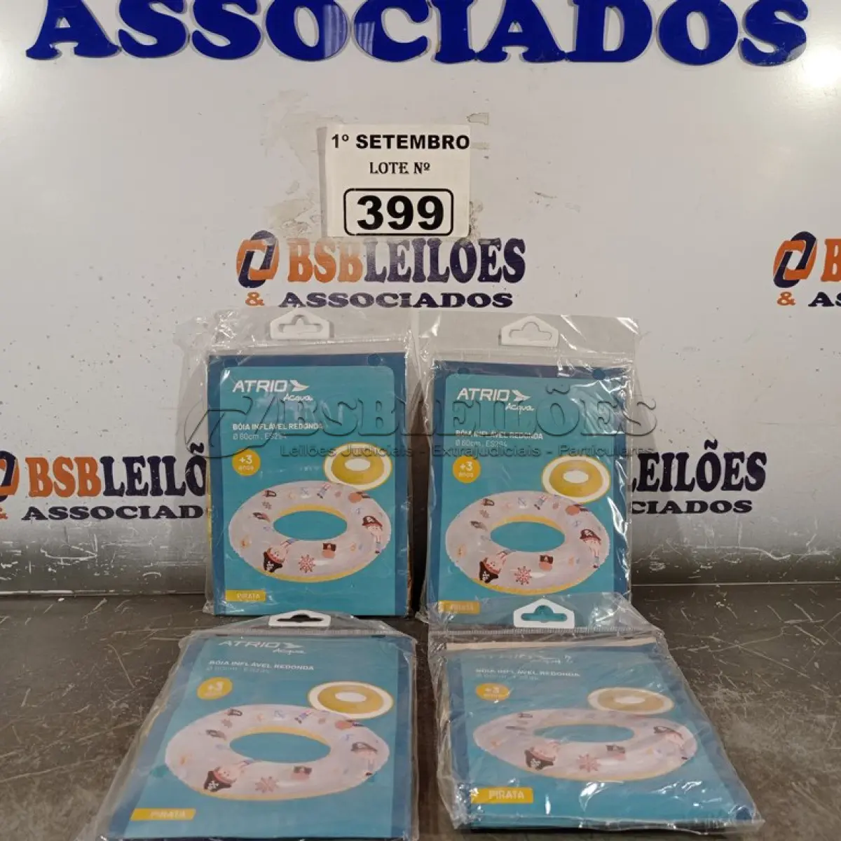 LOTE 399 - 04 BOIAS INFANTIL REDONDA. (NO ESTADO) ATENÇÃO! FAZER A VISITAÇÃO ANTES DE ARREMATAR, NÃO SABEMOS SE FUNCIONA. LEILÃO NÃO TEM GARANTIA E NEM DEVOLUÇÃO, SUJEITO A POSSÍVEIS AVARIAS VISÍVEIS/OCULTAS E/OU AUSÊNCIA DE COMPONENTES.