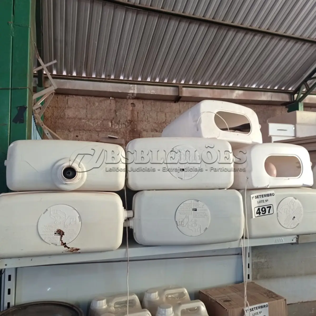 LOTE 497 - 06 CAIXAS DE DESCARGA COM AVARIAS. (NO ESTADO) ATENÇÃO! FAZER A VISITAÇÃO ANTES DE ARREMATAR, NÃO SABEMOS SE FUNCIONA. LEILÃO NÃO TEM GARANTIA E NEM DEVOLUÇÃO, SUJEITO A POSSÍVEIS AVARIAS VISÍVEIS/OCULTAS E/OU AUSÊNCIA DE COMPONENTES.