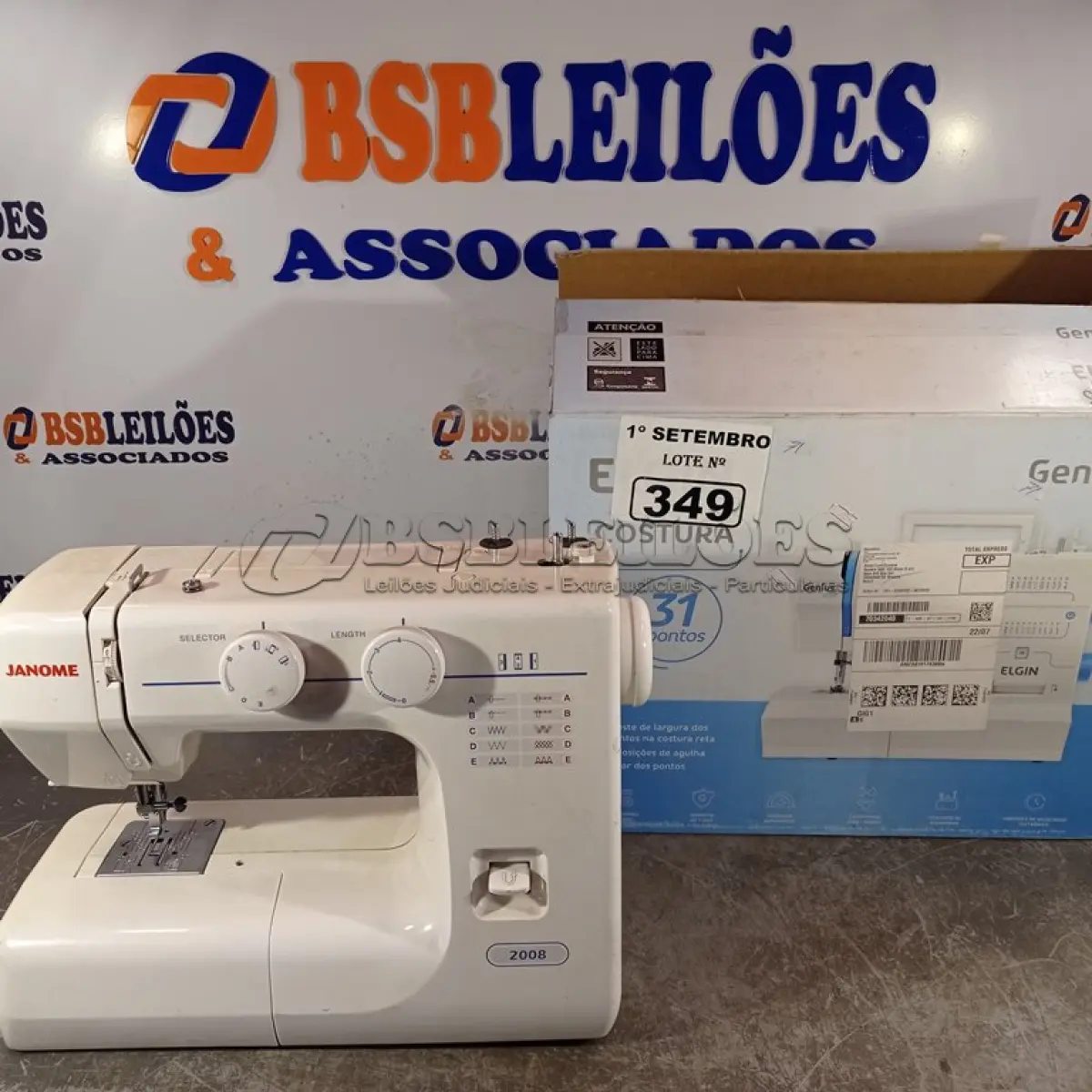 LOTE 349 - 01 MÁQUINA DE COSTURA JANOME 220V. (NO ESTADO) ATENÇÃO! FAZER A VISITAÇÃO ANTES DE ARREMATAR, NÃO SABEMOS SE FUNCIONA. LEILÃO NÃO TEM GARANTIA E NEM DEVOLUÇÃO, SUJEITO A POSSÍVEIS AVARIAS VISÍVEIS/OCULTAS E/OU AUSÊNCIA DE COMPONENTES.