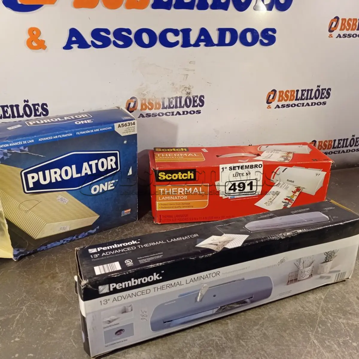 LOTE 491 - 01 FILTRO DE AR MODELO A56314 E 02 IMPRESSORAS SENDO 01 PEMBROOK THERMAL LAMINATOR. (NO ESTADO) ATENÇÃO! FAZER A VISITAÇÃO ANTES DE ARREMATAR, NÃO SABEMOS SE FUNCIONA. LEILÃO NÃO TEM GARANTIA E NEM DEVOLUÇÃO, SUJEITO A POSSÍVEIS AVARIAS VISÍVEIS/OCULTAS E/OU AUSÊNCIA DE COMPONENTES.