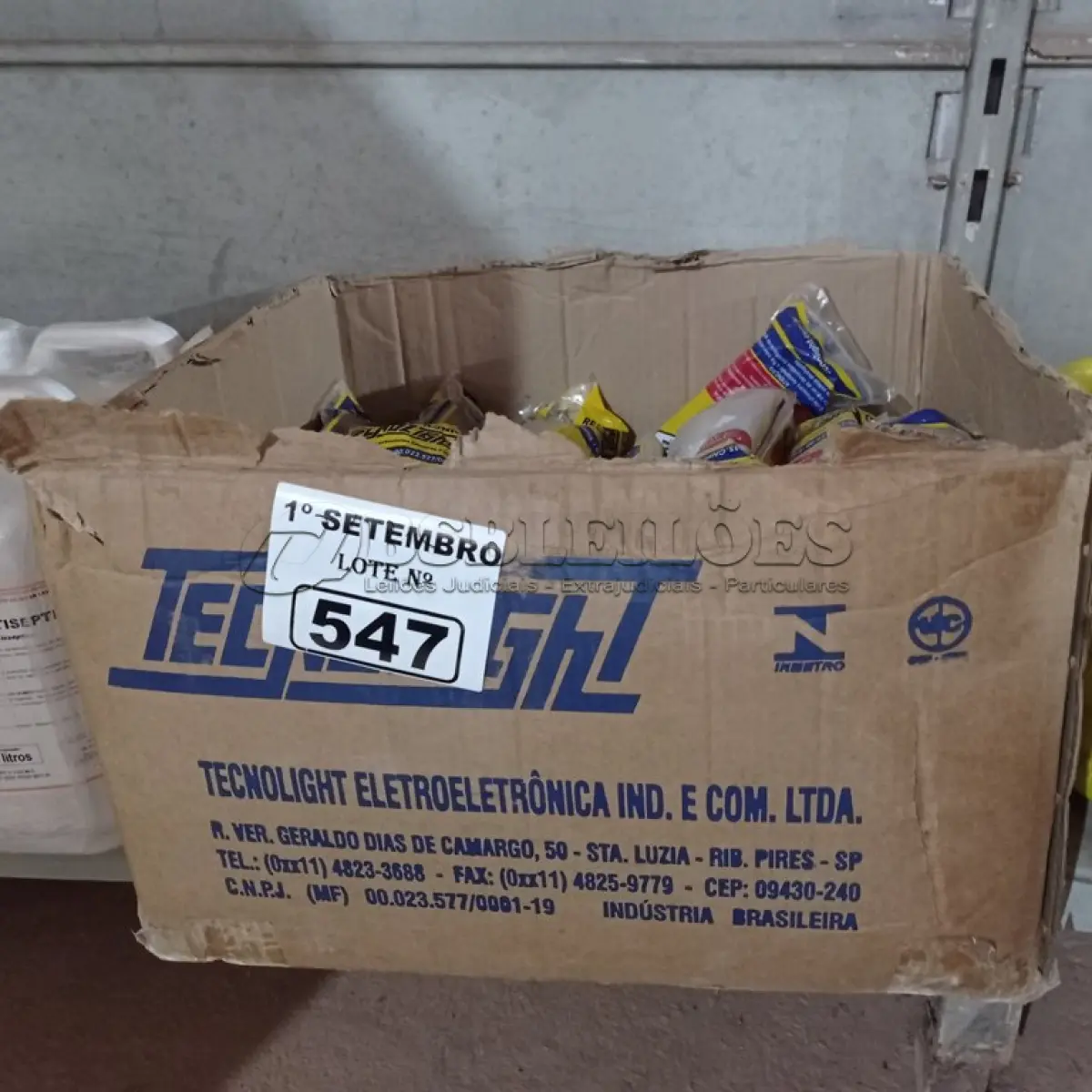 LOTE 547 - 01 LOTE COM VÁRIOS REATORES PARA LÂMPADAS FLUORESCENTE MARCAS E MODELOS DIVERSOS. (NO ESTADO) ATENÇÃO! FAZER A VISITAÇÃO ANTES DE ARREMATAR, NÃO SABEMOS SE FUNCIONA. LEILÃO NÃO TEM GARANTIA E NEM DEVOLUÇÃO, SUJEITO A POSSÍVEIS AVARIAS VISÍVEIS/OCULTAS E/OU AUSÊNCIA DE COMPONENTES.