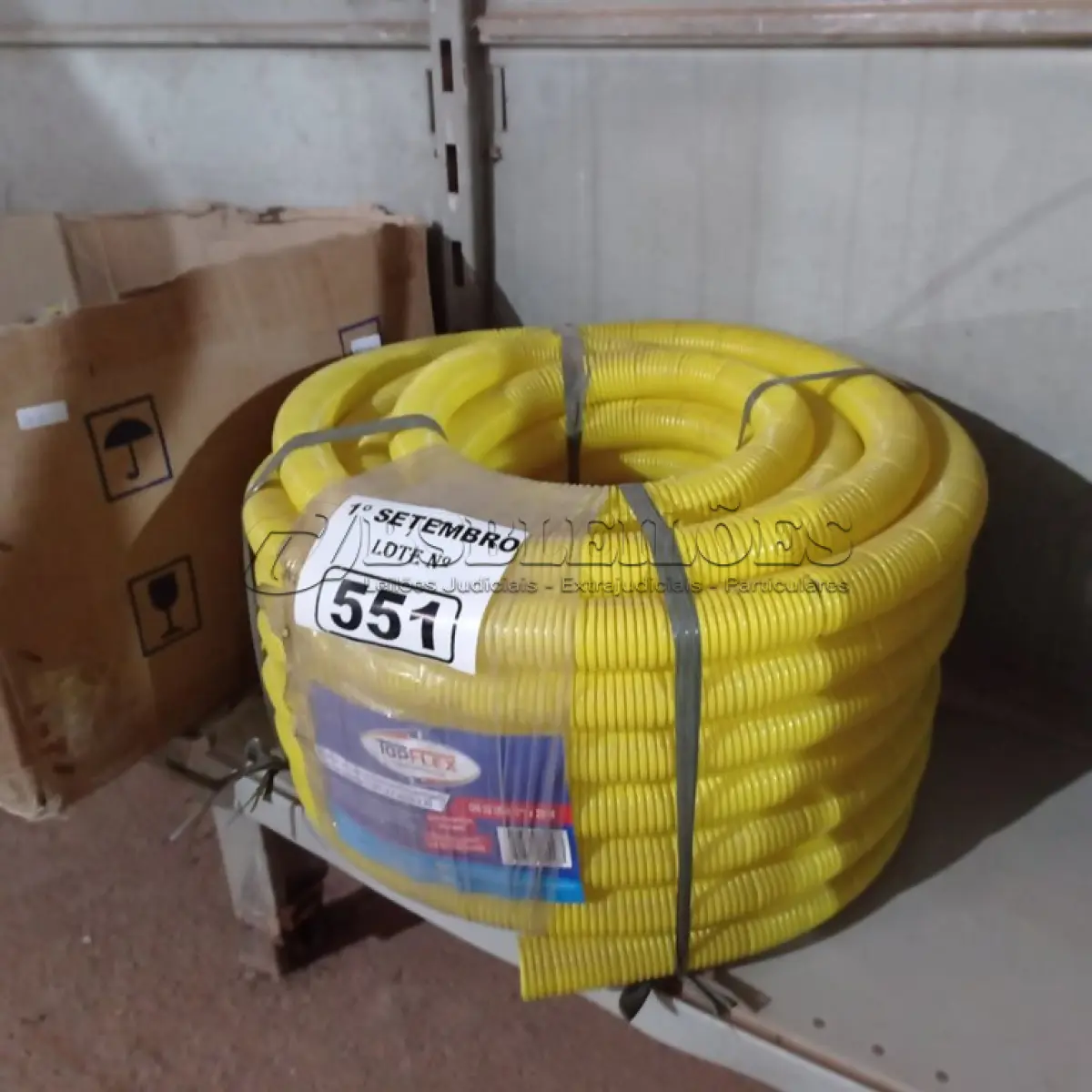 LOTE 551 - 01 ROLO DE MANGUEIRA CORRUGADA 32X25. (NO ESTADO) ATENÇÃO! FAZER A VISITAÇÃO ANTES DE ARREMATAR, NÃO SABEMOS SE FUNCIONA. LEILÃO NÃO TEM GARANTIA E NEM DEVOLUÇÃO, SUJEITO A POSSÍVEIS AVARIAS VISÍVEIS/OCULTAS E/OU AUSÊNCIA DE COMPONENTES.