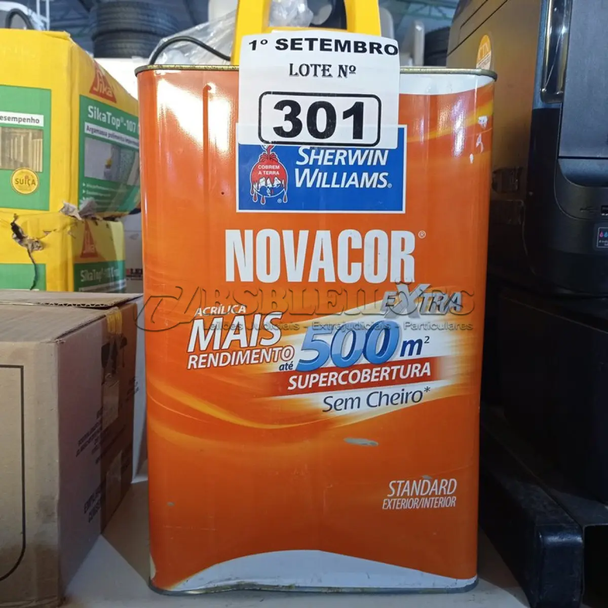 LOTE 301 - 01 LATA DE TINTA SHERWIN WILLIAMS NOVACOR SEM CHEIRO SEMIBRILHO INTERIORES/EXTERIORES 18L NA COR MARFIM. (NO ESTADO) ATENÇÃO! FAZER A VISITAÇÃO ANTES DE ARREMATAR, NÃO SABEMOS SE FUNCIONA. LEILÃO NÃO TEM GARANTIA E NEM DEVOLUÇÃO, SUJEITO A POSSÍVEIS AVARIAS VISÍVEIS/OCULTAS E/OU AUSÊNCIA DE COMPONENTES.